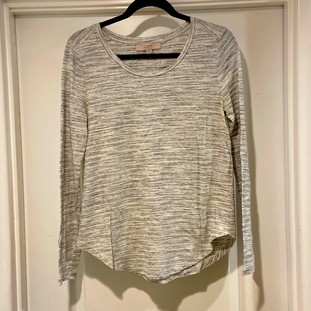 Long sleeve Loft tee shirt